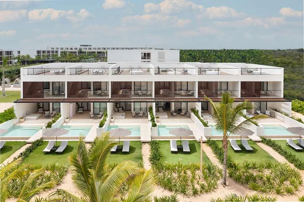 Live Aqua Beach Resort Punta Canaの連絡先